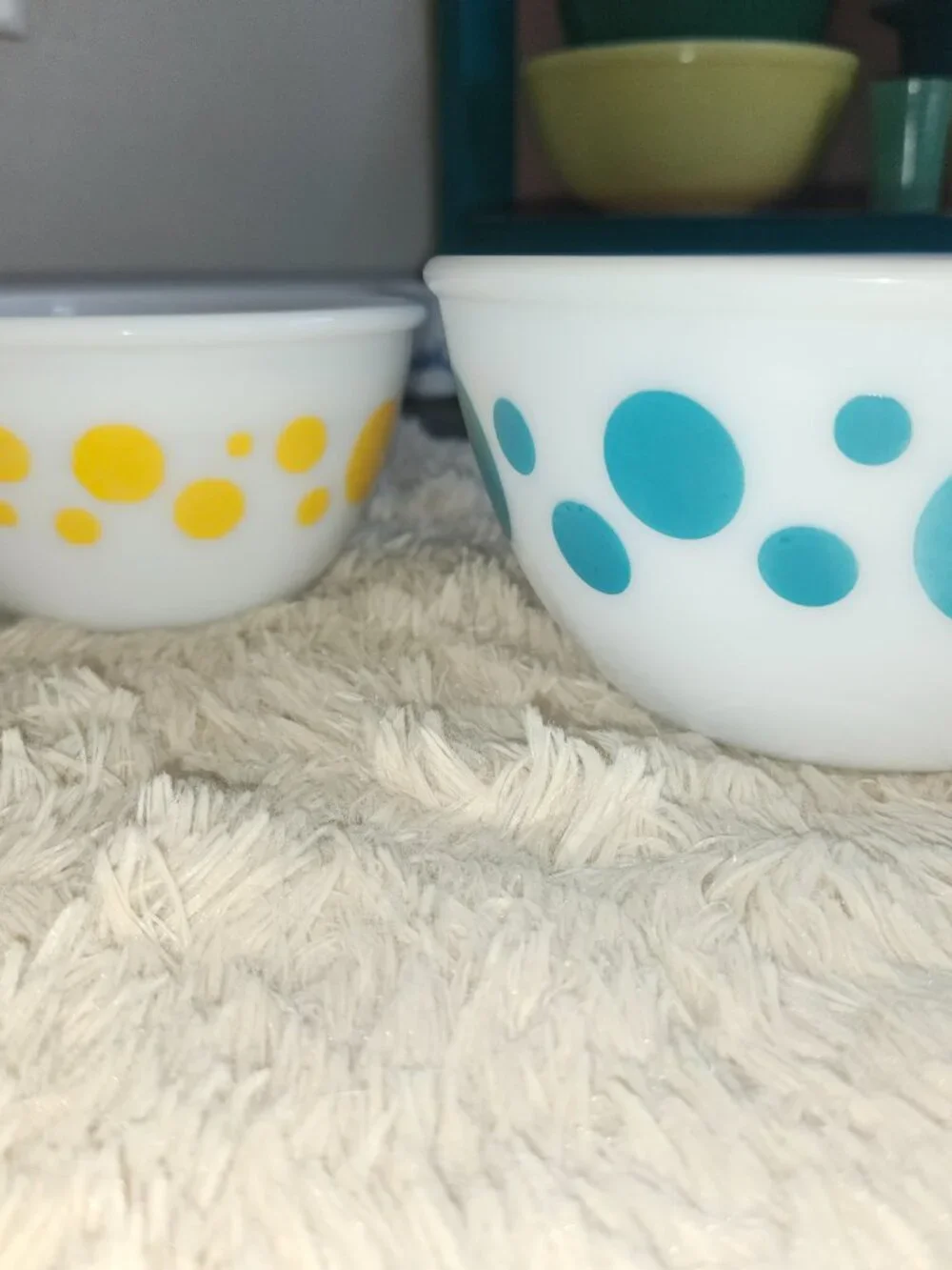 Hazel Atlas polka dot mixing bowls